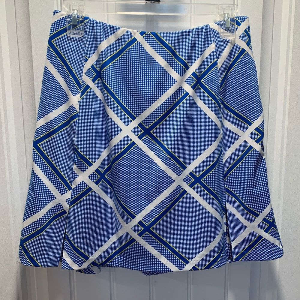 Tail. Athletic Golf/workout skirt with shorts. Pleated. Blue and white. Medium.